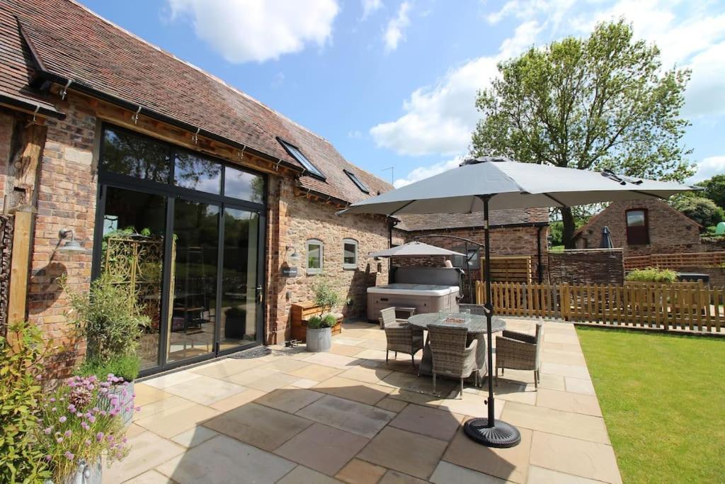 Apartamento The Cart House - Beautiful Contemporary Barn - Hot Tub Bridgnorth Exterior foto